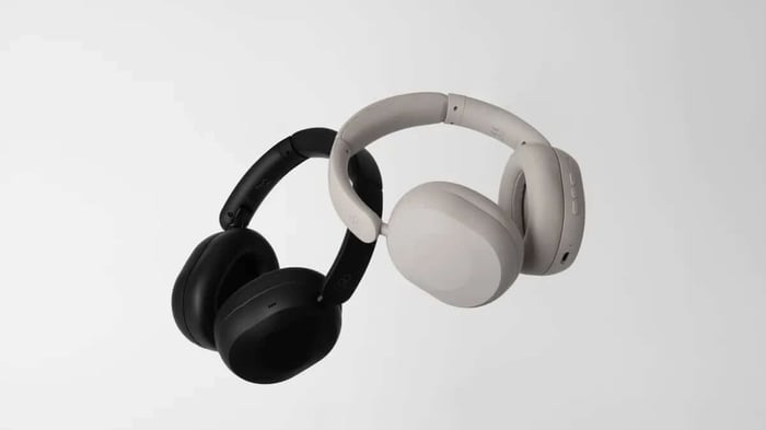 Final Headphones Shake the Market: Top Noise Cancelling, Endless Battery & Fair Price