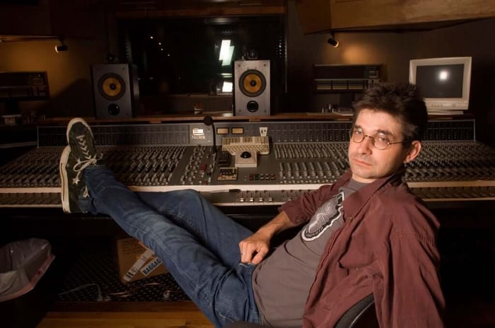 Steve Albini’s Music and Book Collections Go on Sale