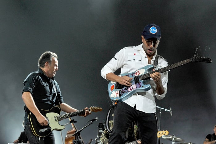 Bruce Springsteen Joins Tom Morello's Minneapolis ICE Benefit, Premieres “Streets of Minneapolis”