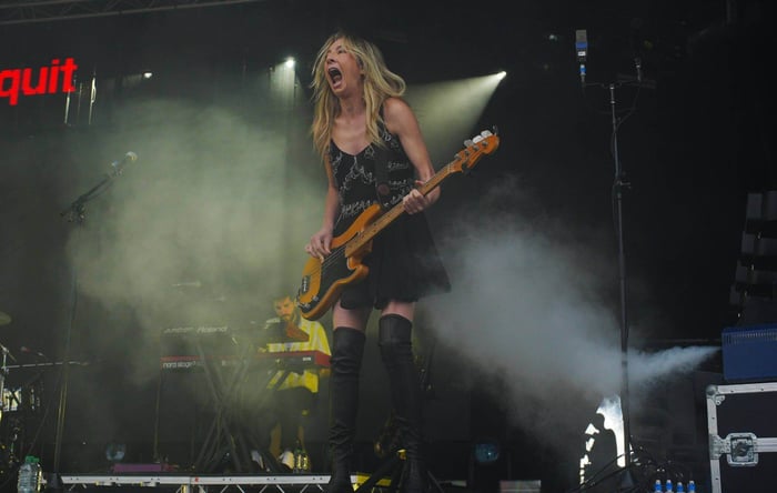 Haim Thrill Glastonbury 2025 as Saturday’s Secret Guests on Park Stage