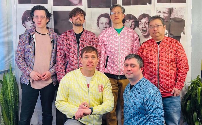 The Mae Shi Are Dead: Welcome the Rebirth of HLLLYH