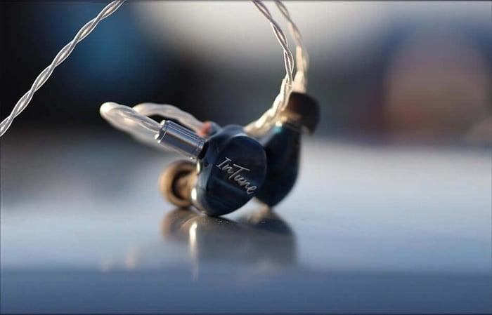 iBasso IT07 Review: The Raw Gem in Premium In-Ear Headphones
