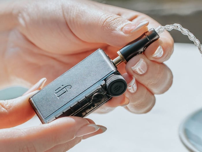 iFi’s Go blu Air DAC: Pocket-Sized Powerhouse for Audiophiles