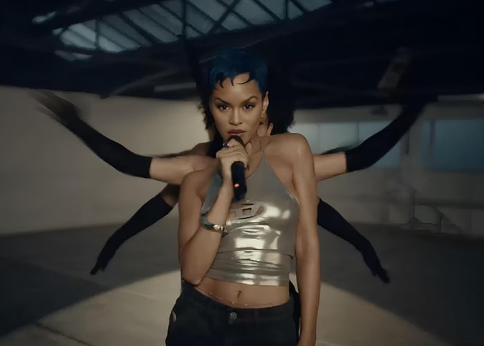 Lavaud Captivates with Sultry Live Performance of “3AM in London”