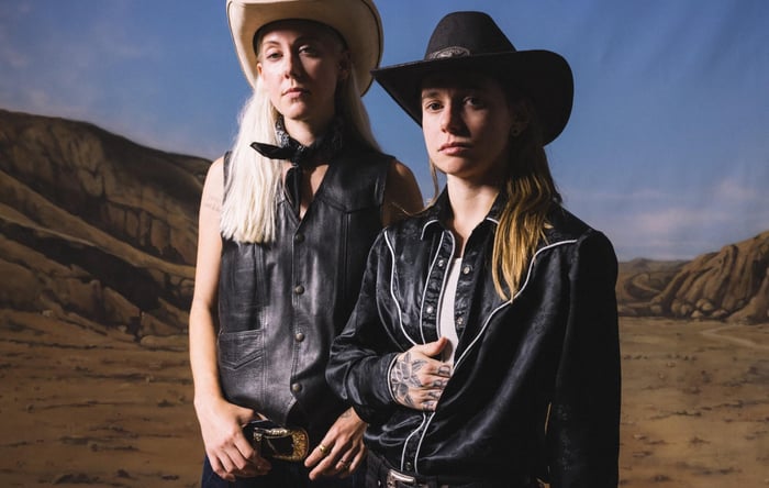 Julien Baker & Torres – A Heartfelt Journey Through Country Music's Embrace