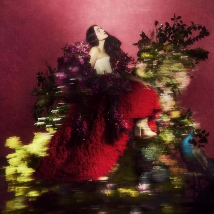 Superbloom Review: Jessie Ware Plays Goddess, Then Does the Dishes