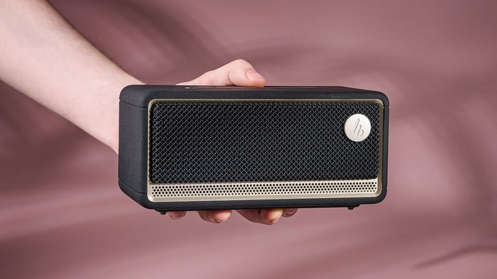 Edifier ES60 Review: Retro Bluetooth Speaker Challenging Marshall’s Style