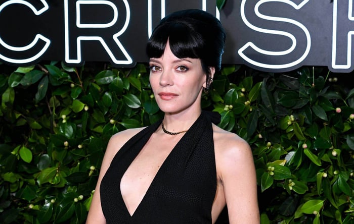 Lily Allen Run Off the Road by HGV While Driving Her New Porsche