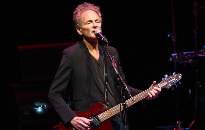 Fleetwood Mac’s Lindsey Buckingham Attacked in Santa Monica, Police Report