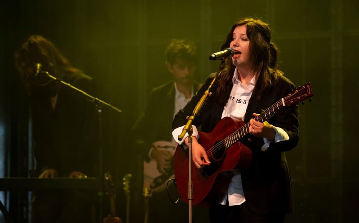 Lucy Dacus Officiates Multiple Marriages During Philadelphia Concert