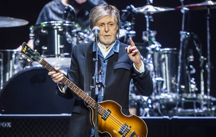 Paul McCartney and Will Ferrell Jam with Cowbell on ‘SNL’ Post-Credits ‘Help!’ and ‘Drive My Car’