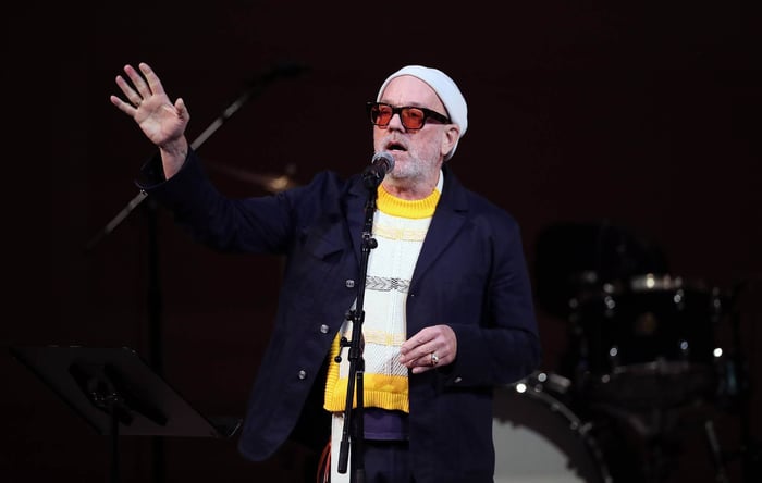 Michael Stipe Clears Up R.E.M.’s ‘It’s The End Of The World’ Lyrics After 38 Years