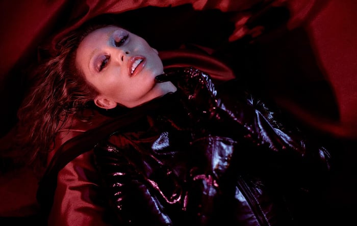 Miley Cyrus Reflects: “I Was the First Person to Maybe Ever Be Cancelled”