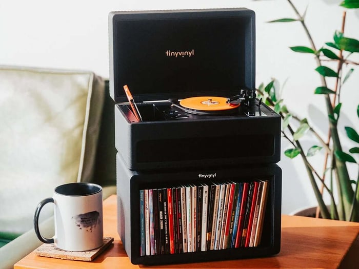 Tiny Vinyl’s $50 Record Player Makes Collecting Mini Vinyl Truly Accessible