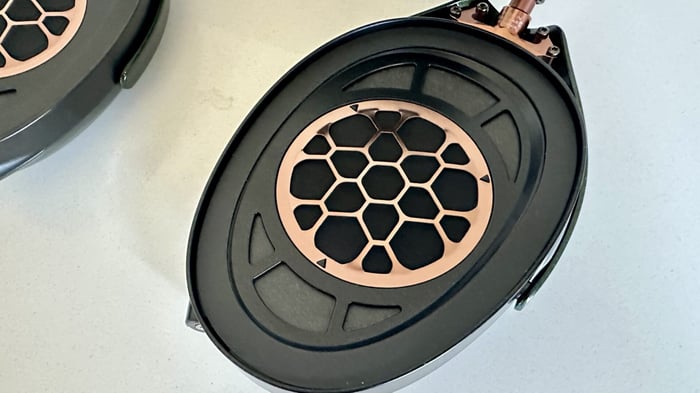 Meze Audio Strada Review: Stunning Green Design and Expansive Soundstage