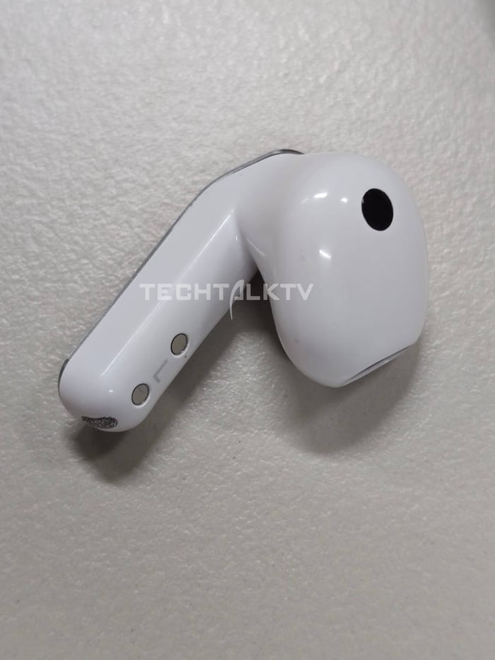 Samsung Galaxy Buds4 Leaked: Shiny Stems and Apple-like Design Before Launch