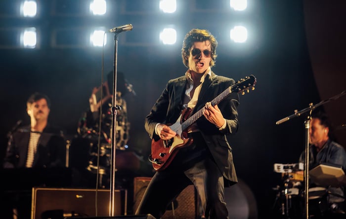 Inside Arctic Monkeys’ Abbey Road Session: Kids Capture ‘Opening Night’ Magic