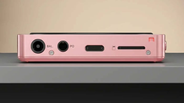 Snowsky Disc: Budget Hi-Res Player Like iPod nano with microSD for $80