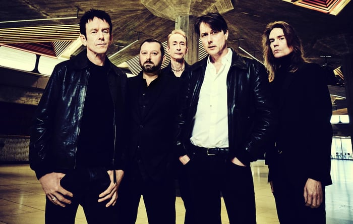 Suede Announce Expanded 'Antidepressants' Reissue Featuring Swaggering New Track 'Emotionally Unavailable'