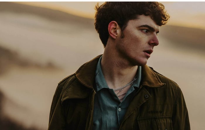 Sydney Minsky Sargeant Announces Debut Solo Album ‘Lunga’ with Minimalist Single ‘I Don’t Wanna’