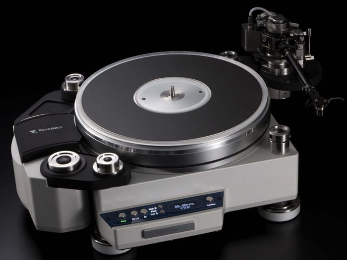 TechDAS Air Force IV Turntable: Vinyl Playback on a Cushion of Precision