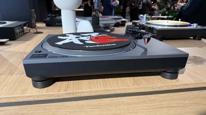 Technics Revives Legendary Direct Drive: SL-1500CS Set to Transform Vinyl Sound Forever