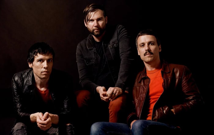 The Cribs Release ‘Gordon Raphael Sessions’ EP Featuring Early ‘Selling A Vibe’ Recordings