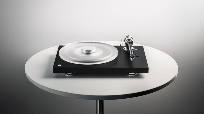 Pro-Ject Debut Reference 10 Turntable Proves Tonearm Size Matters, Though Price Bites