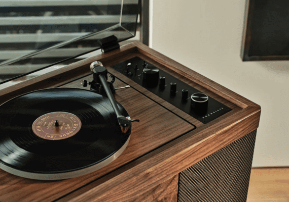 Wrensilva Introduces Studio: The Ultimate Compact Record Console