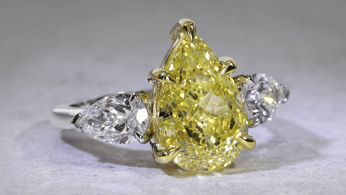 Engagement Rings: How Metal Choice Changes Everything