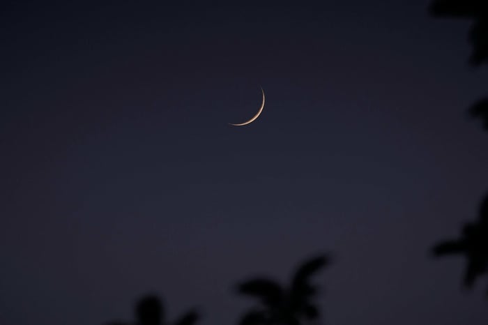 Adjust to Daylight Saving Time with CBD: Your Path to a Better Sleep Routine