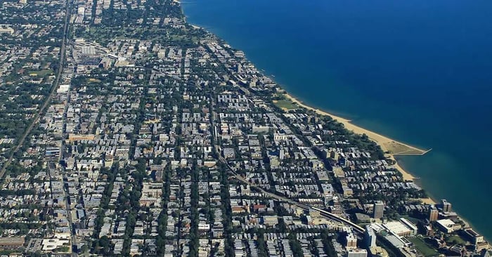 Moving to Rogers Park Chicago: A Guide for Students & Renters