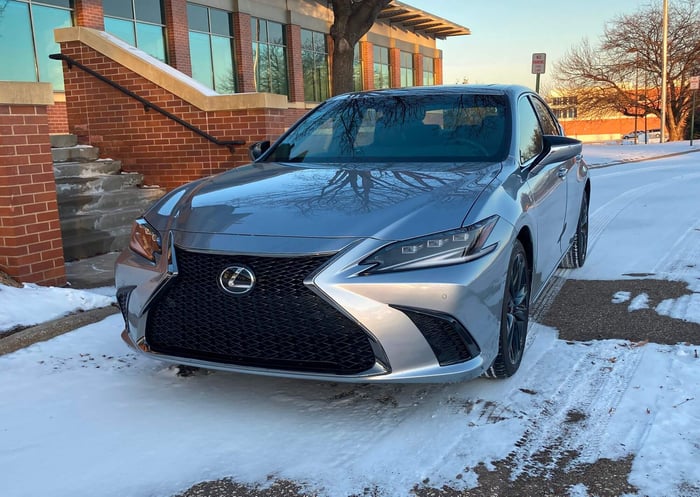 2022 Lexus ES 250 AWD