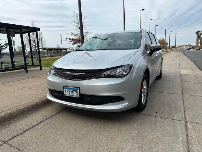 2023 Chrysler Voyager