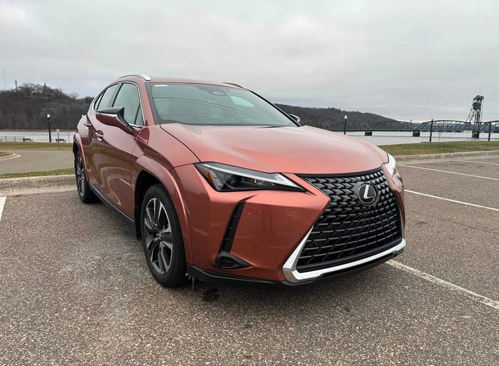 Lexus UX