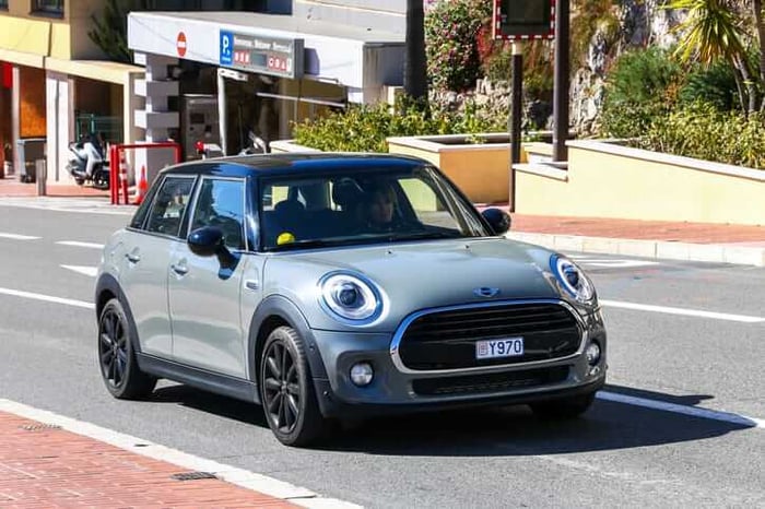 The Mini 5-Door Hatch: Big Fun in a Small Package