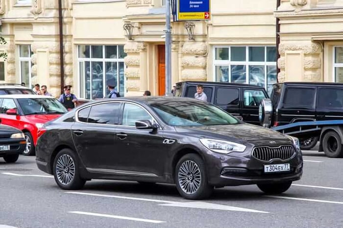 The Kia K900: A Luxurious Journey That Ended Too Soon