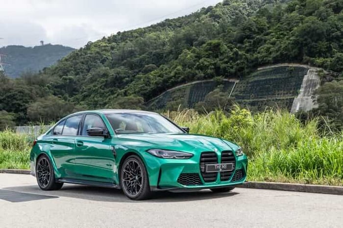 Fuel-Efficient vs. Powerful Cars: Striking the Balance for Your Budget