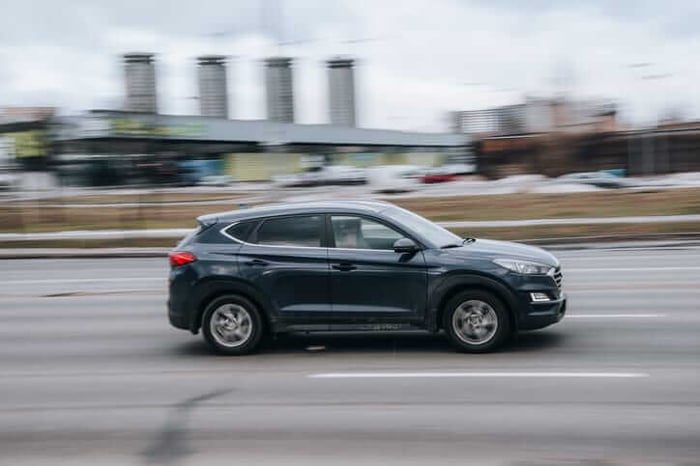 Head-to-Head: Comparing Rivals in the Compact SUV Market