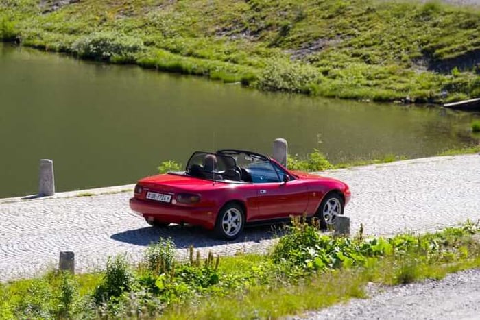Cruising the Gem State in Style: Convertible with the Best Resale Value in Idaho