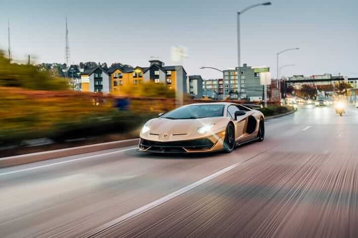 The Lamborghini Aventador: A Raging Bull of a Supercar