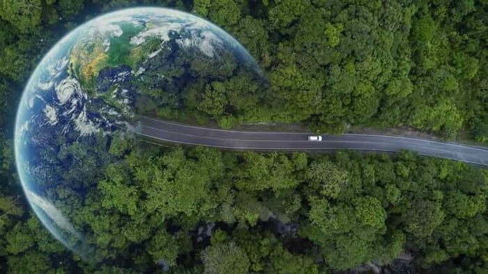 Green Car Reviews: Evaluating Eco-Friendly Performance and Features
