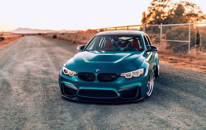Autobahn Brawlers: Dissecting the BMW M3 and Mercedes-AMG C63 AMG