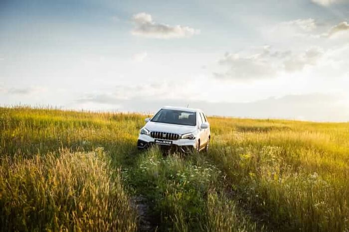 The Suzuki SX4: A Compact Car with Crossover Appeal