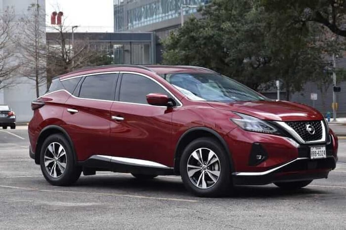 Cruising in Comfort: An Exploration of the Nissan Murano