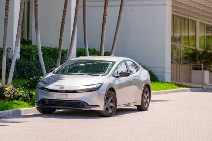 The Best Hybrid Cars for Indiana Drivers