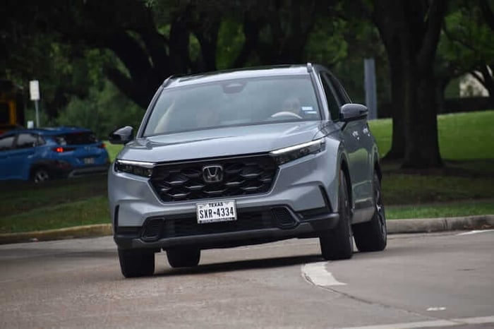 The Best Hybrid Cars for Rhode Island Drivers