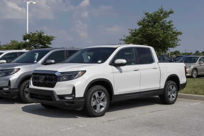 Best Trucks for Arizona: Navigating the Desert Terrain