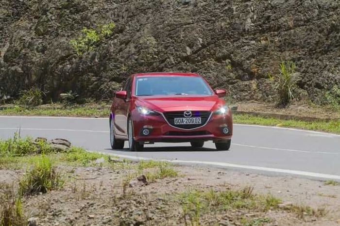 Navigating Maine's Roads: The Best Sedans for the Pine Tree State