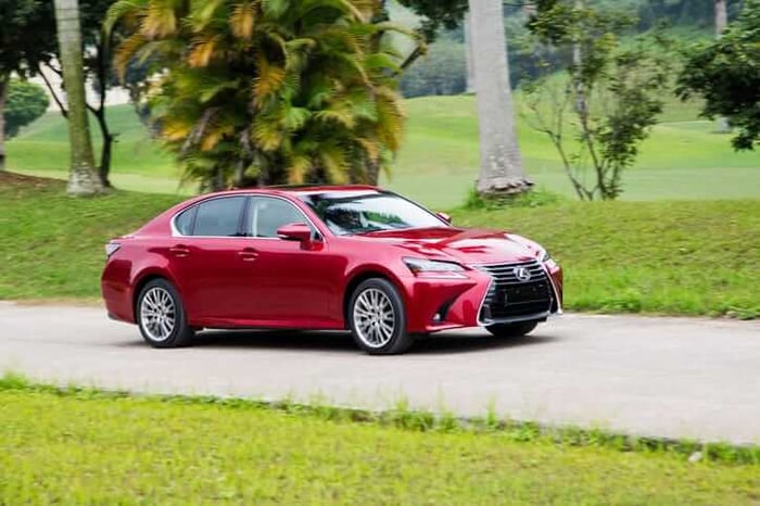 Used Luxury for Less: Lexus GS vs. BMW 5 Series